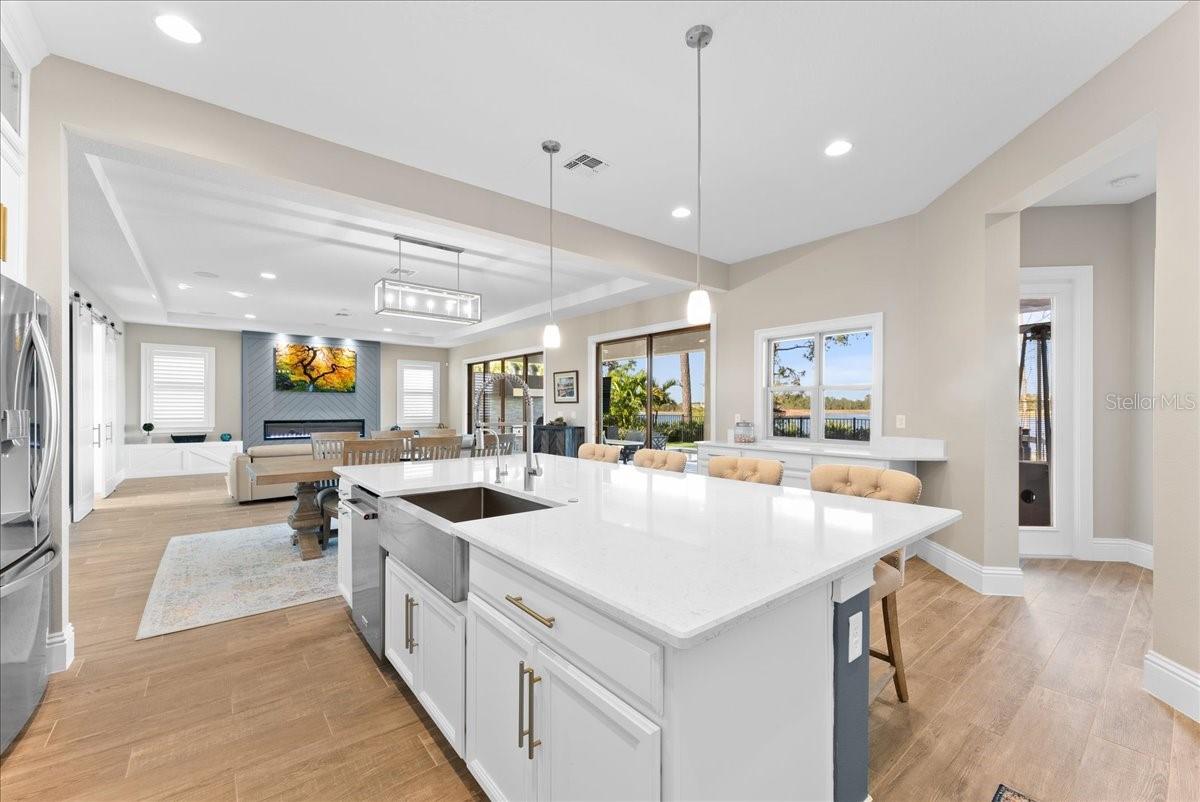 AVALON COVE - Residential
