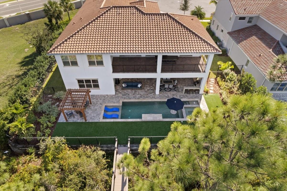 AVALON COVE - Residential