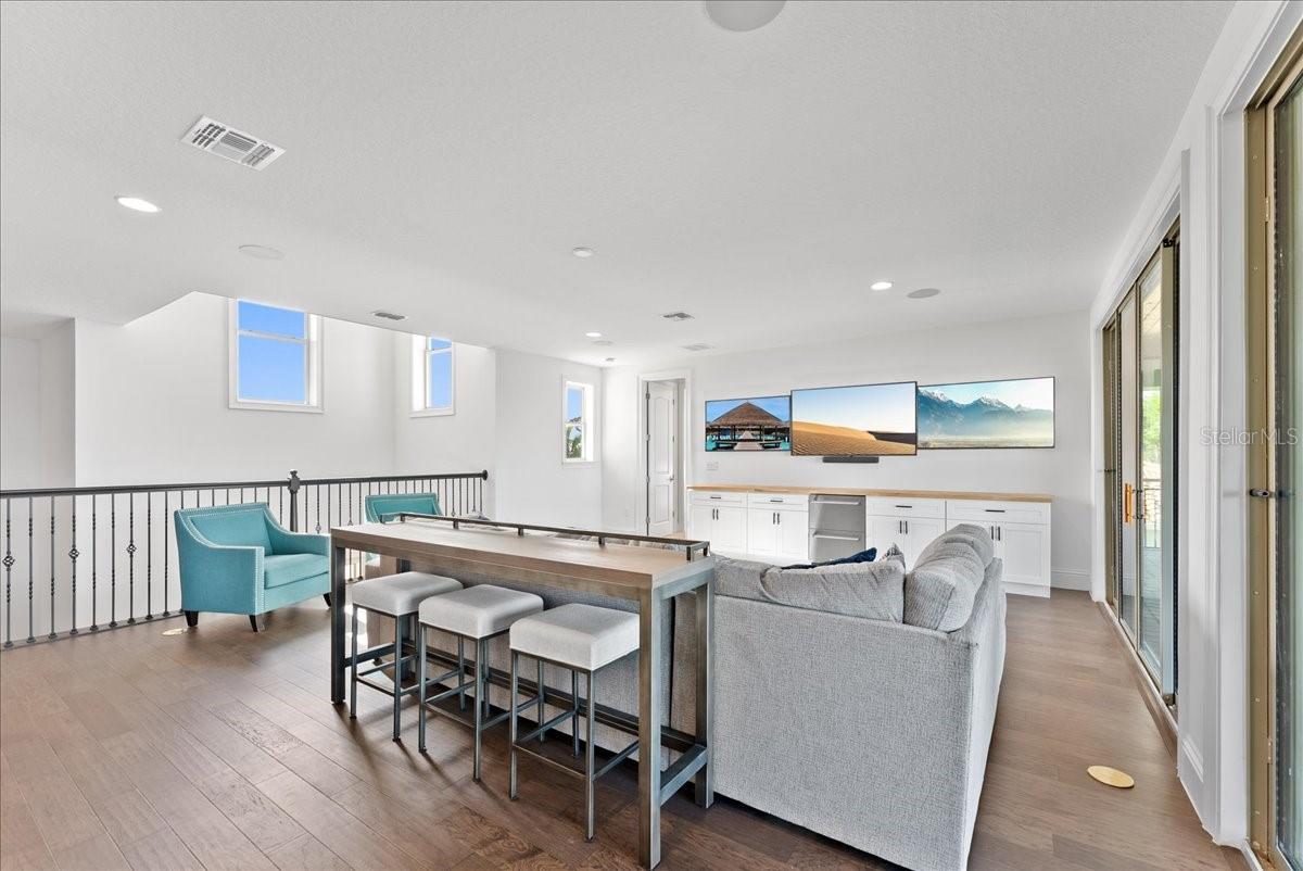 AVALON COVE - Residential