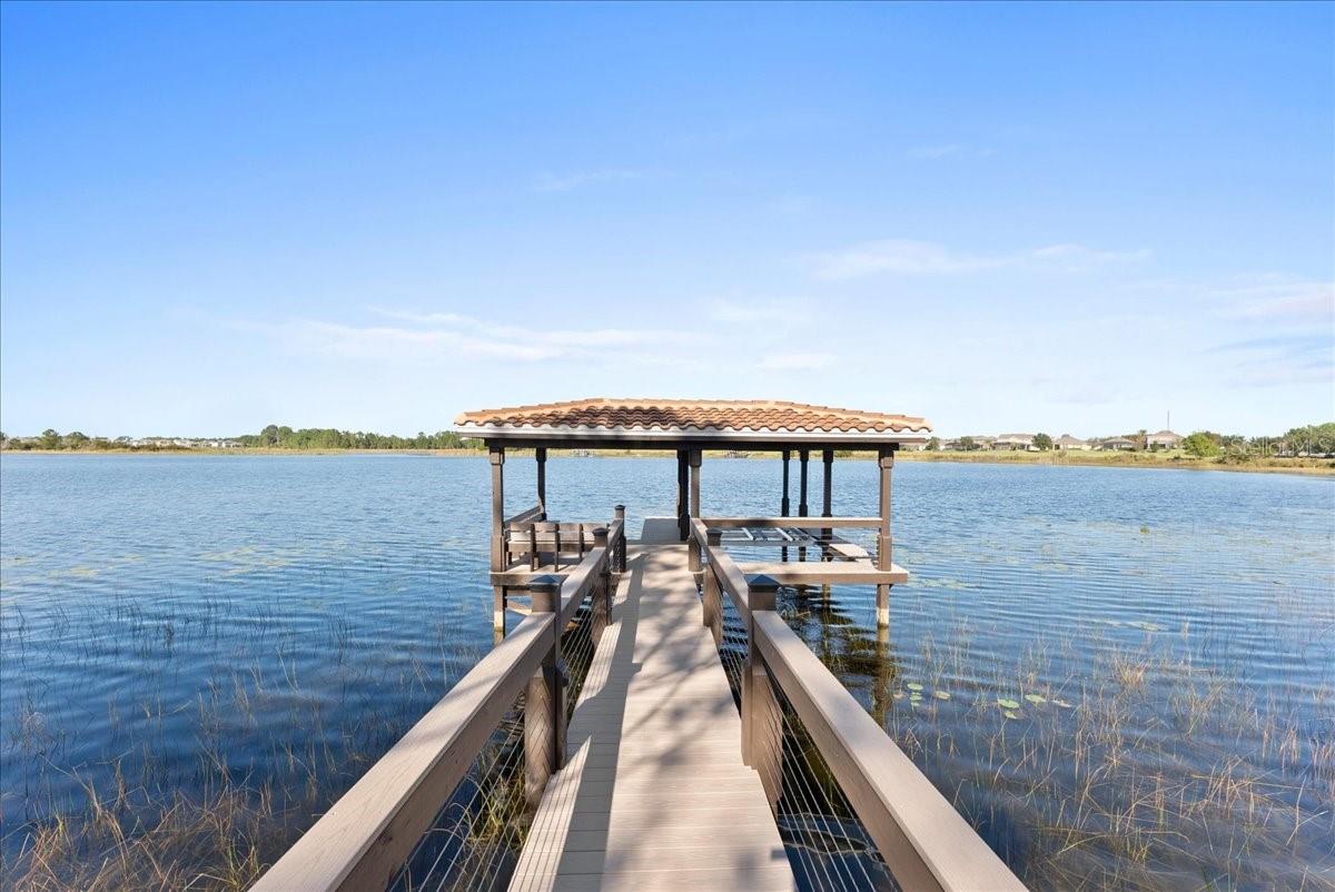 AVALON COVE - Residential