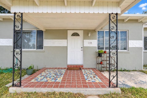 Tiny photo for 144 Oak Street, Clermont, FL 34711 (MLS # G5118411)