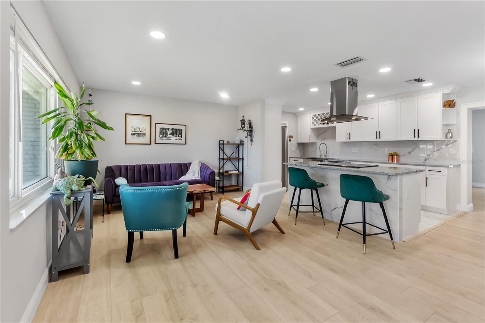 RIDGEWOOD LAKES - Residential