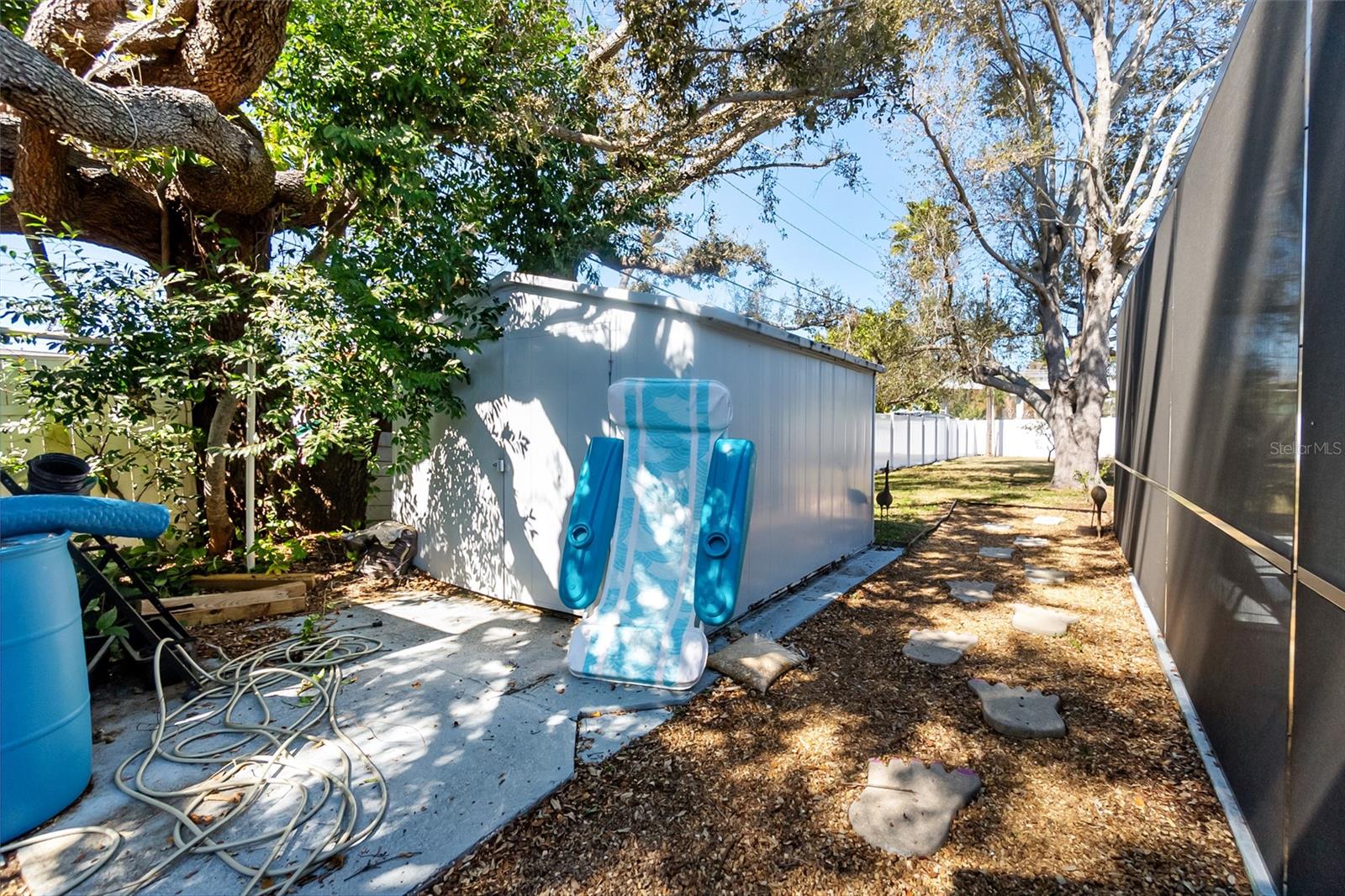 RIDGEWOOD LAKES - Residential