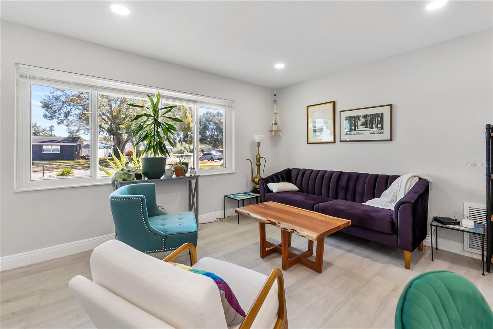 RIDGEWOOD LAKES - Residential