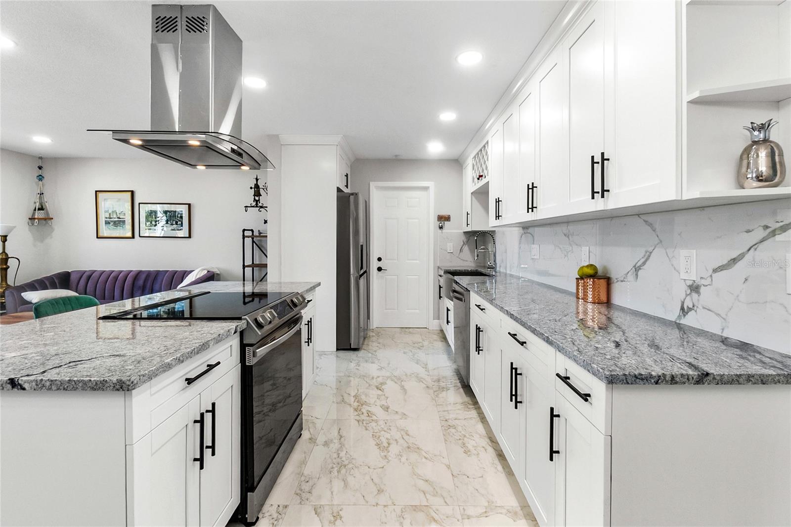 RIDGEWOOD LAKES - Residential