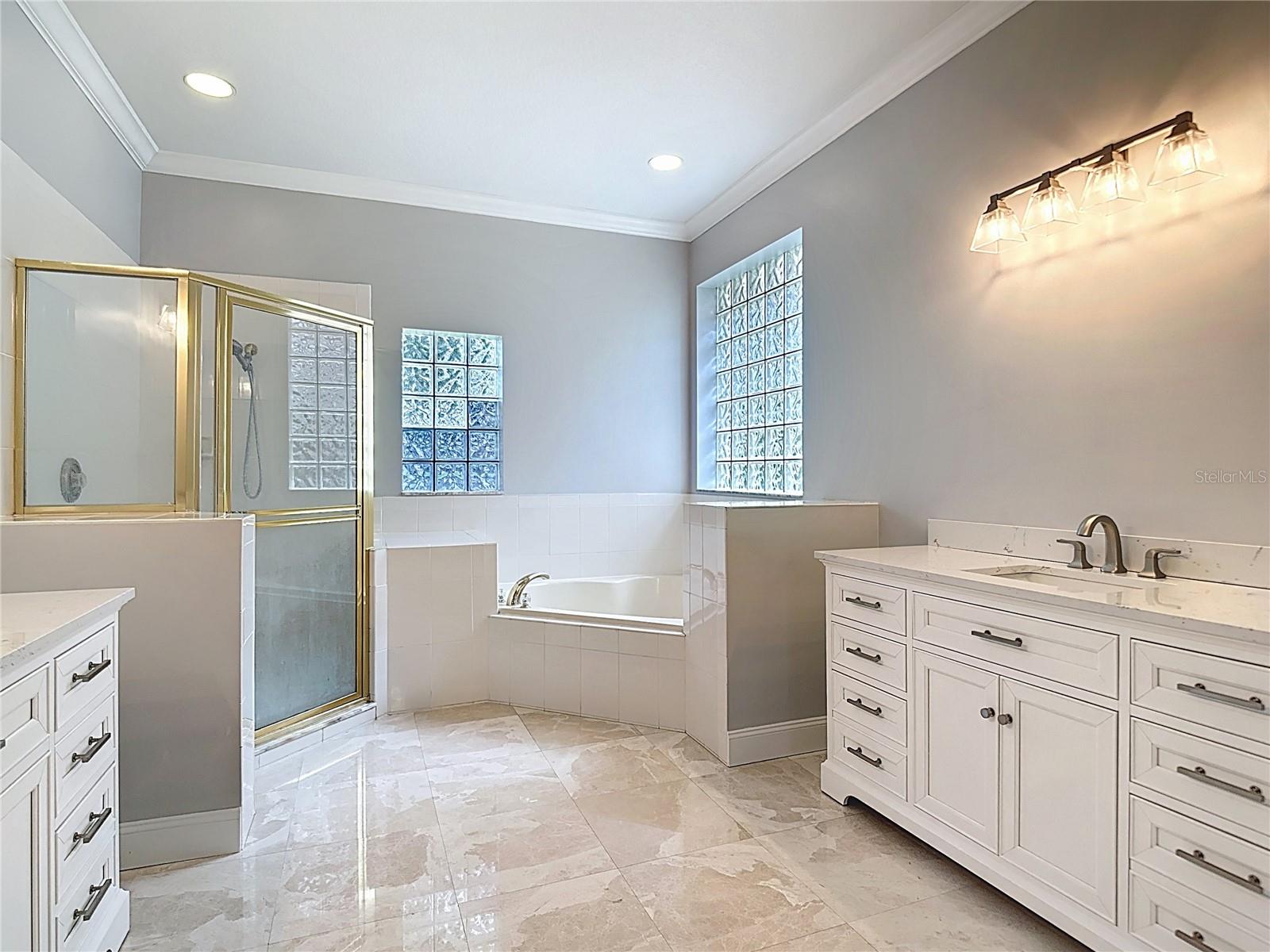 HUNTERS STAND AT CARILLON - Residential