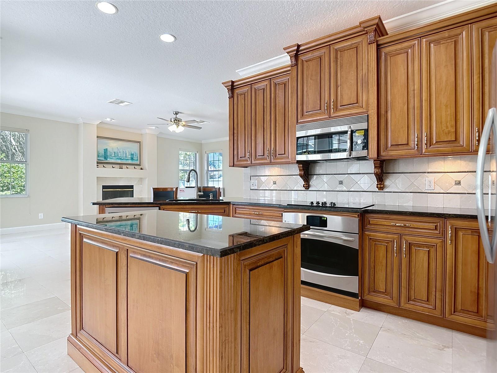 HUNTERS STAND AT CARILLON - Residential