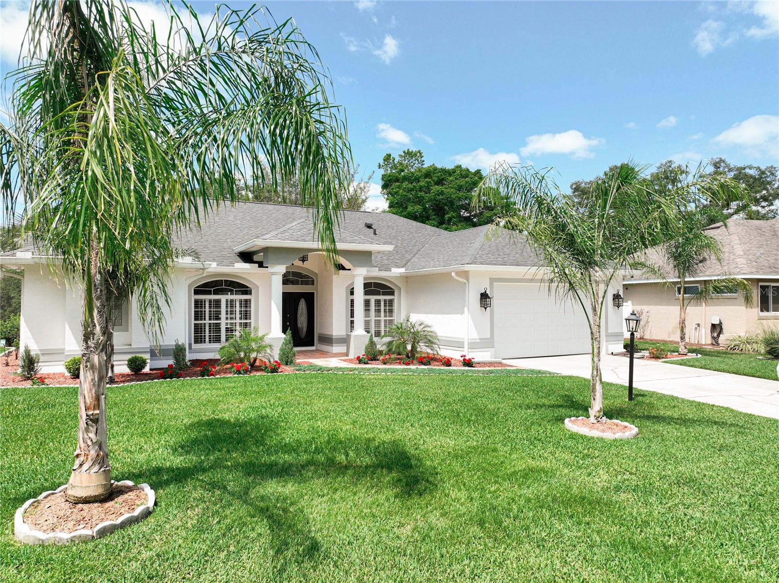 HUNTERS STAND AT CARILLON - Residential