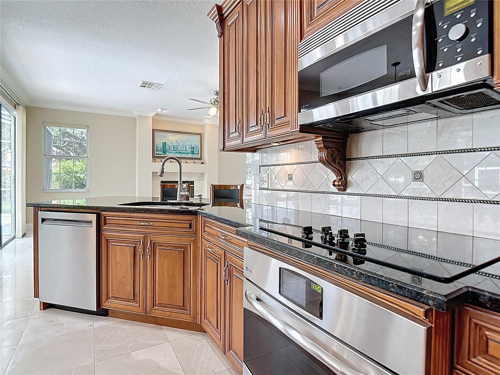 HUNTERS STAND AT CARILLON - Residential