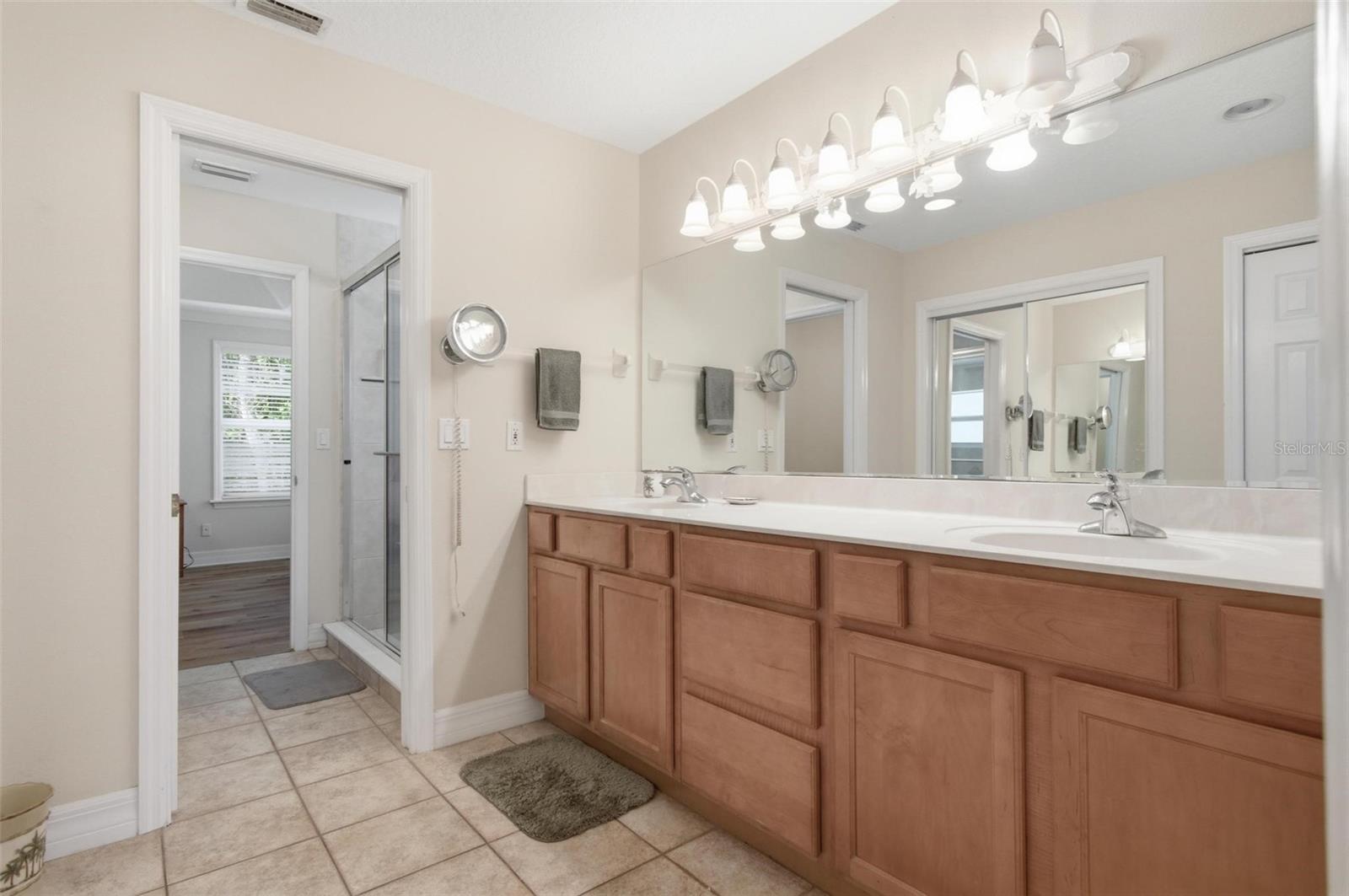 FAIRCHILD OAKS PH 1 - Residential