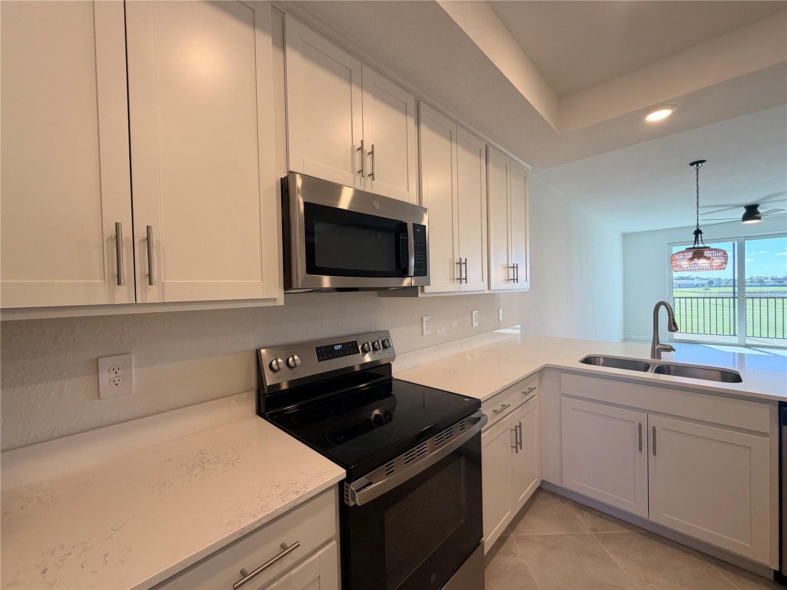 WELLEN GOLF & COUNTRY CLUB - Residential Lease