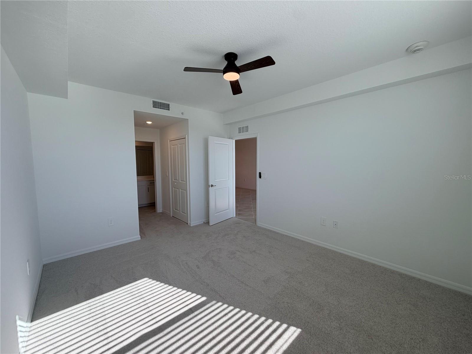 WELLEN GOLF & COUNTRY CLUB - Residential Lease