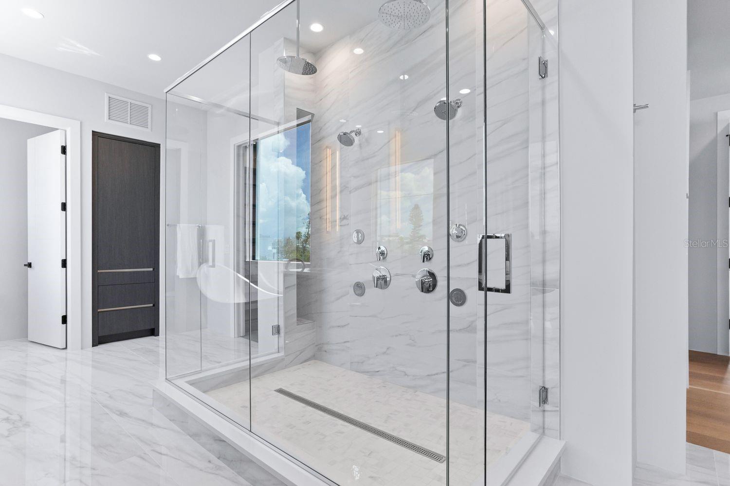 WILLIAMS BILL MADEIRA HARBOR SUB 3RD ADD - Residential