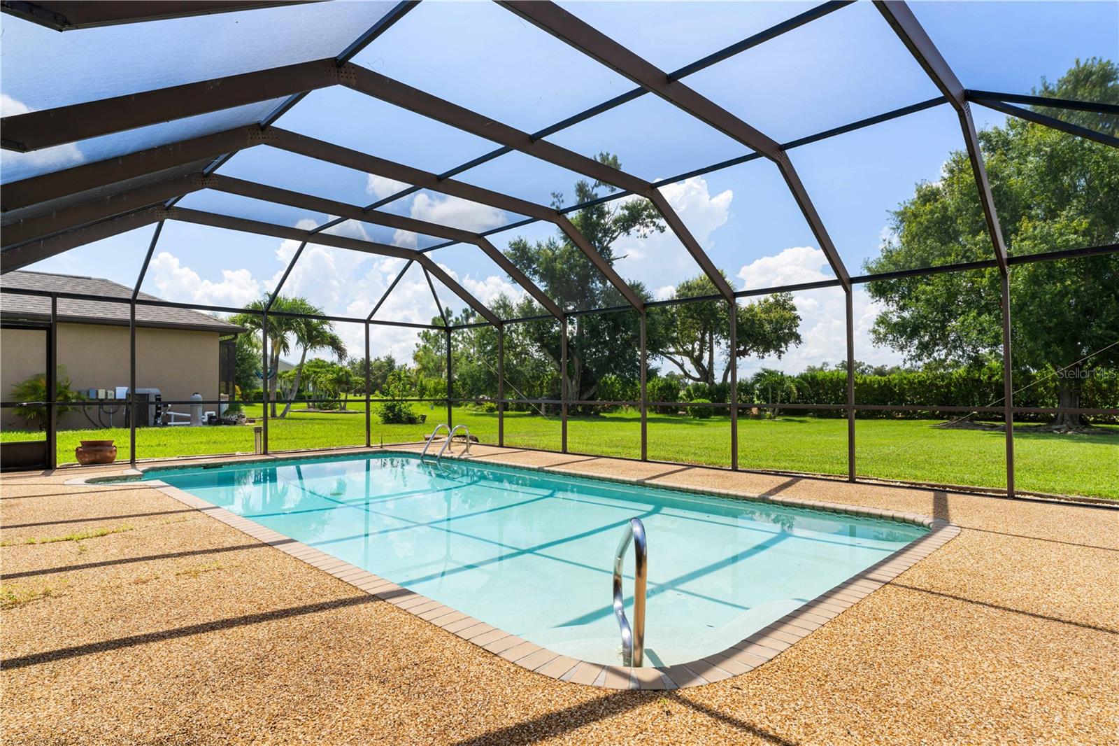 KINGS XING - Residential