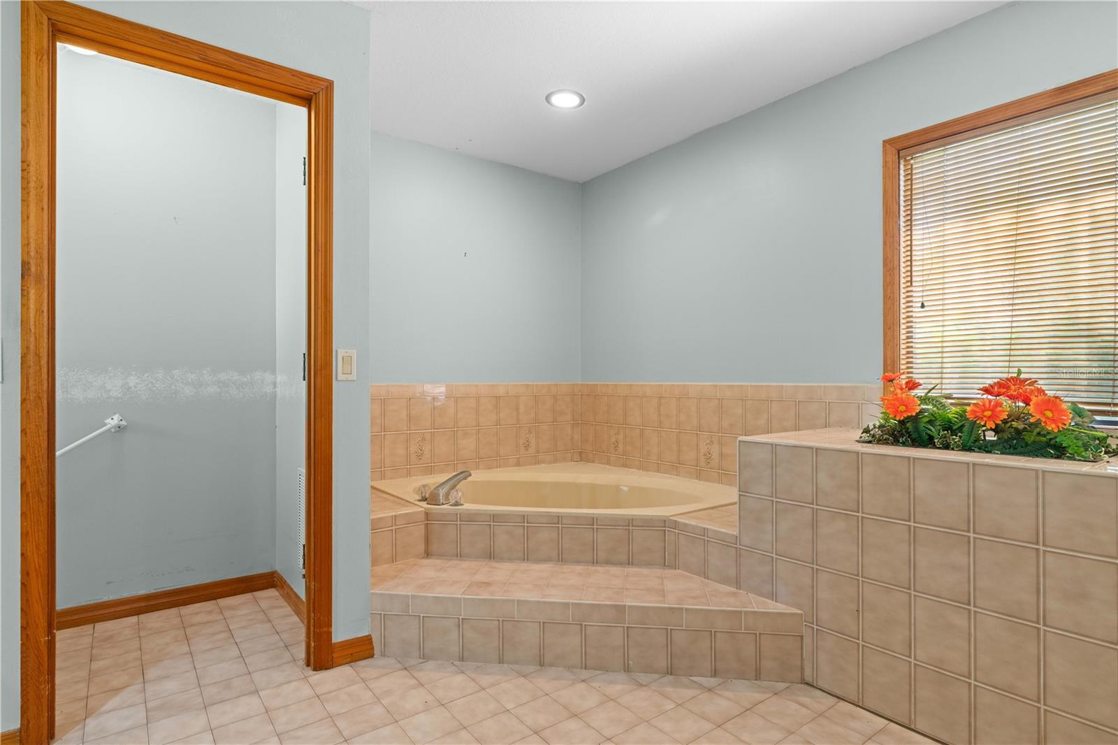 KINGS XING - Residential