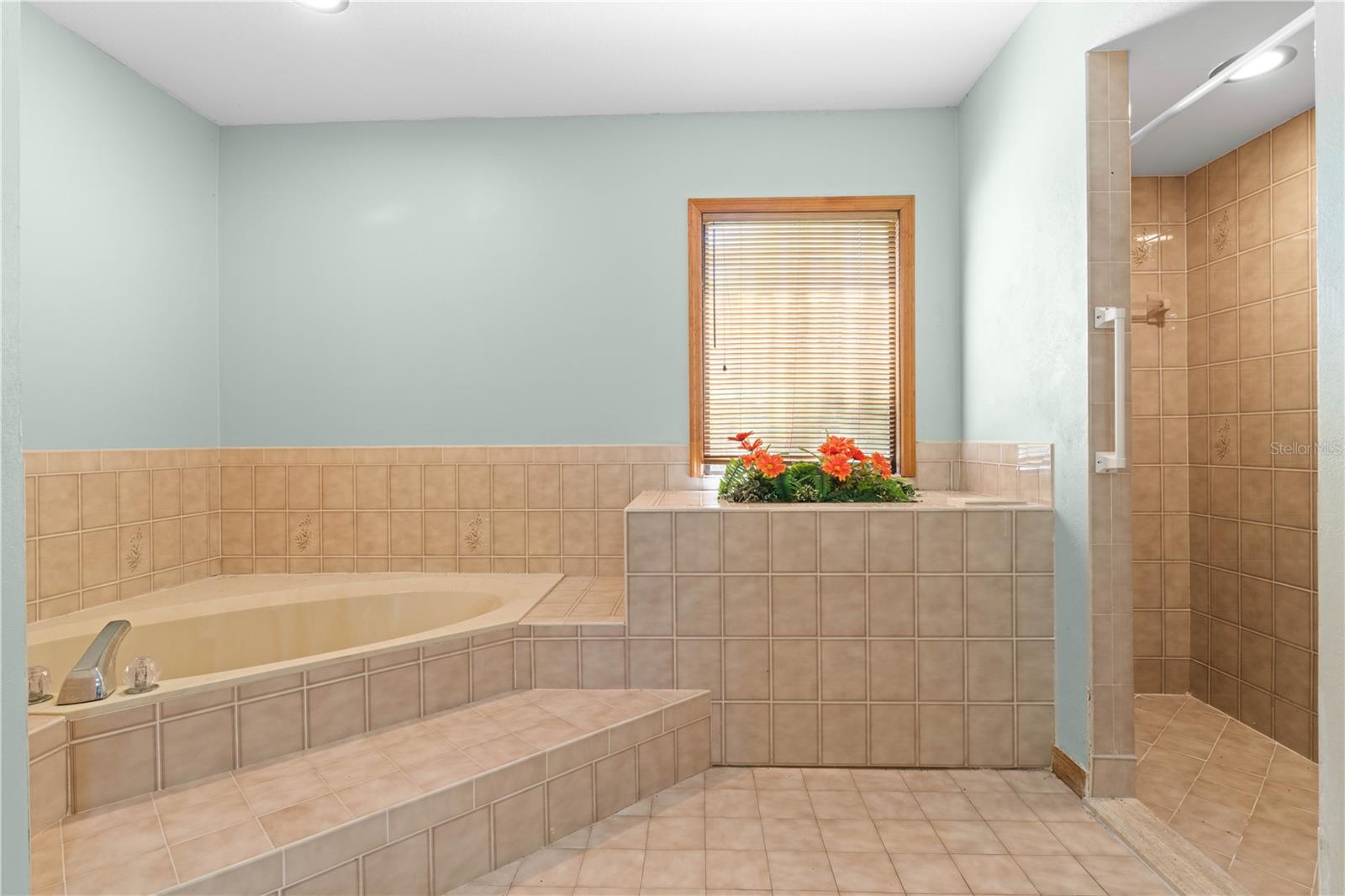 KINGS XING - Residential