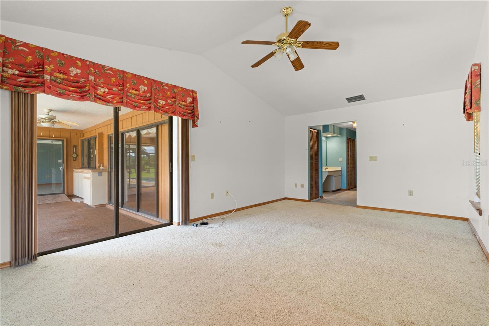 KINGS XING - Residential