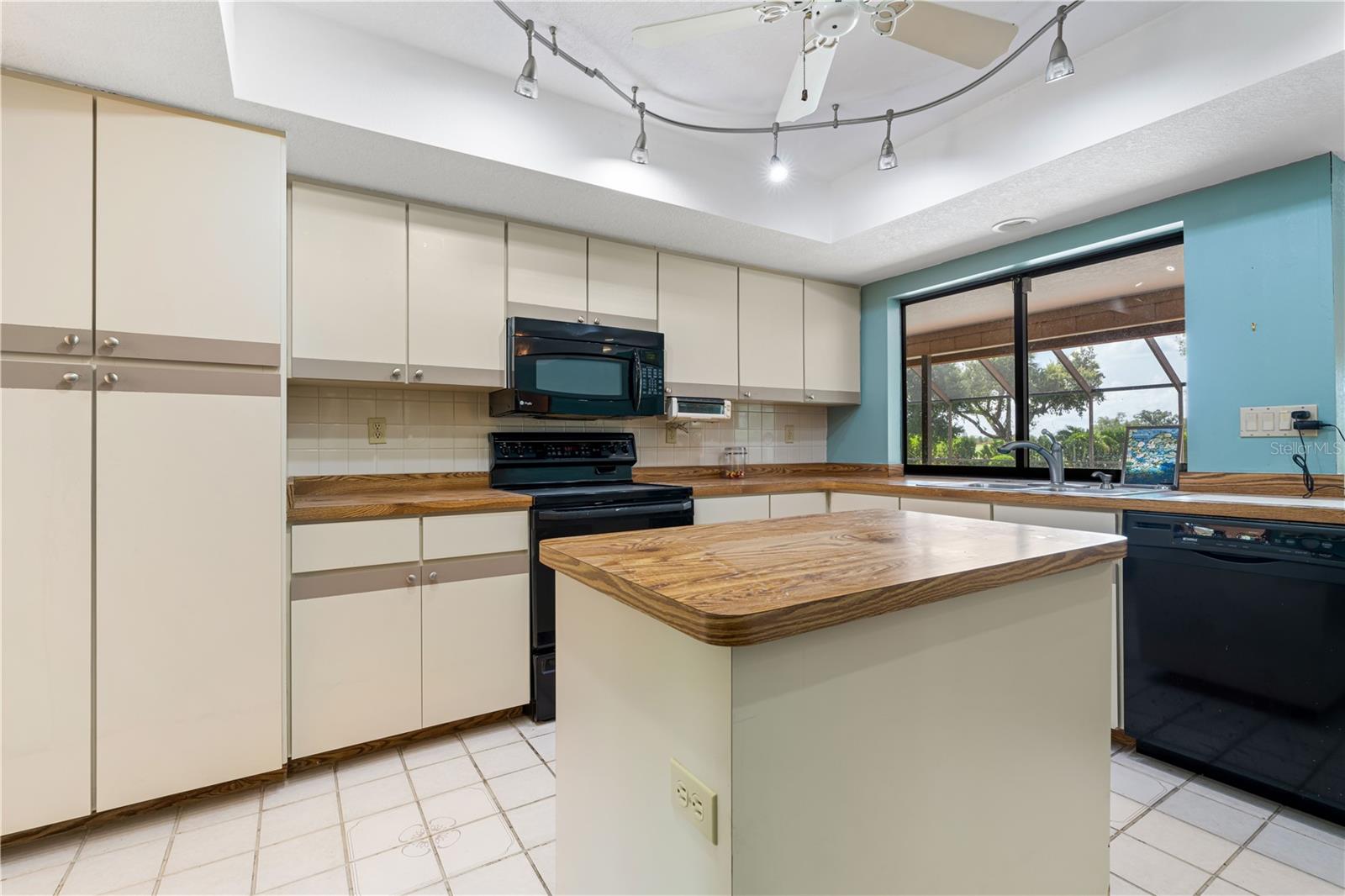 KINGS XING - Residential