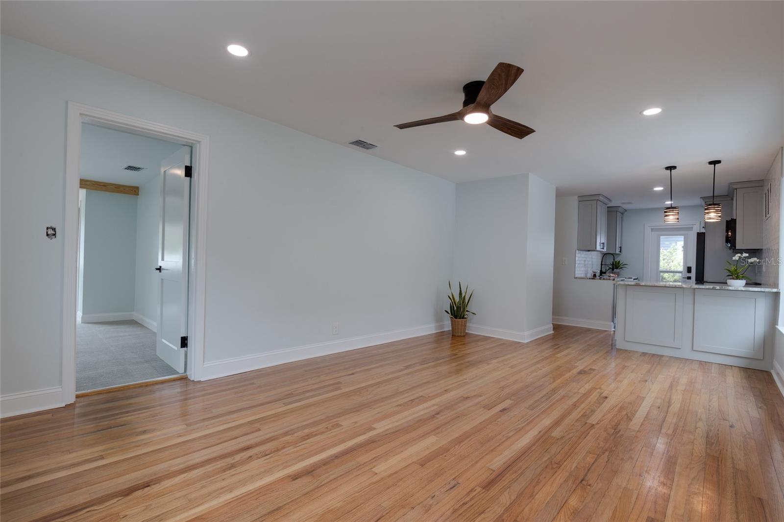 SHORE CREST - Residential