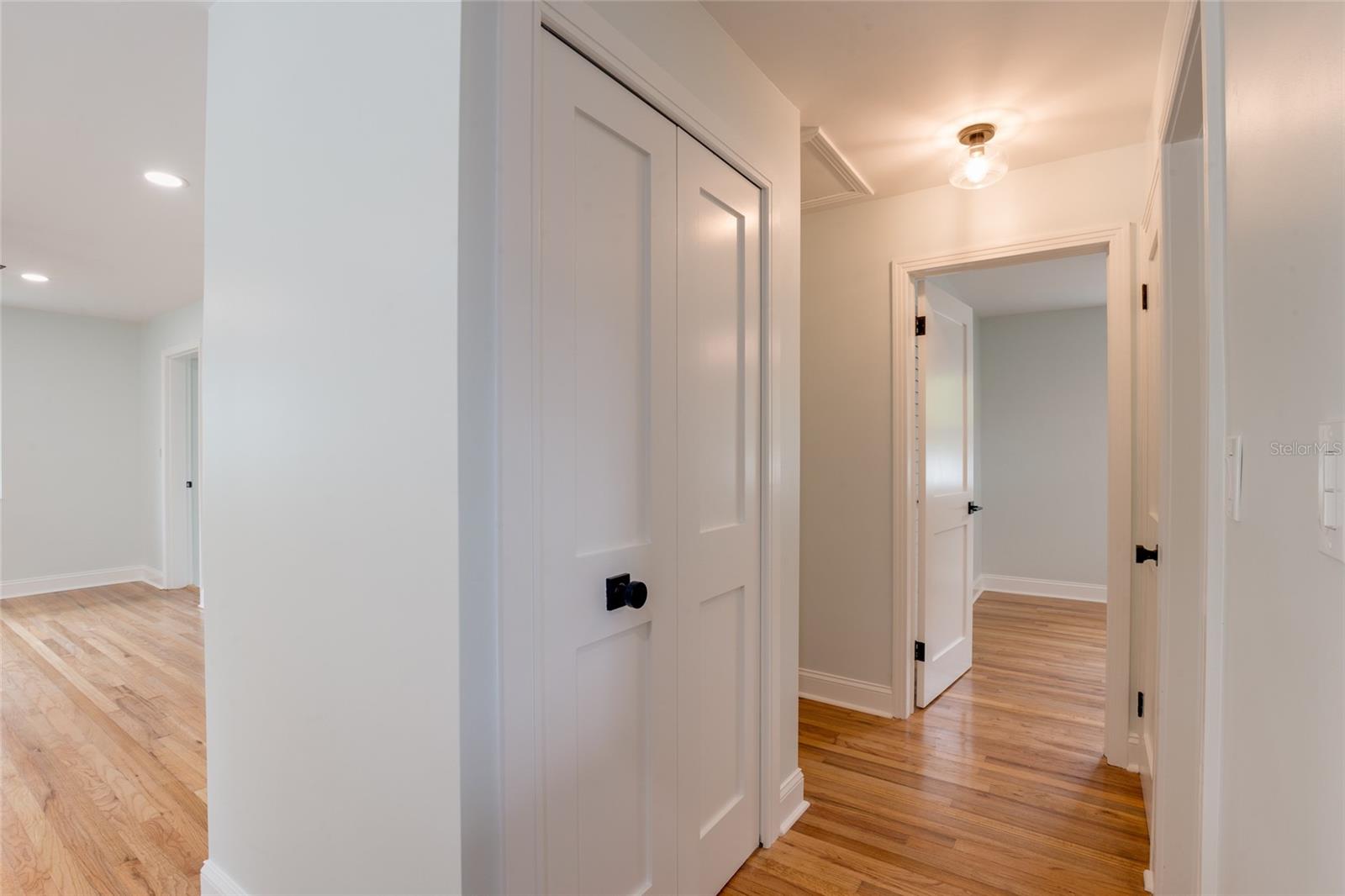 SHORE CREST - Residential