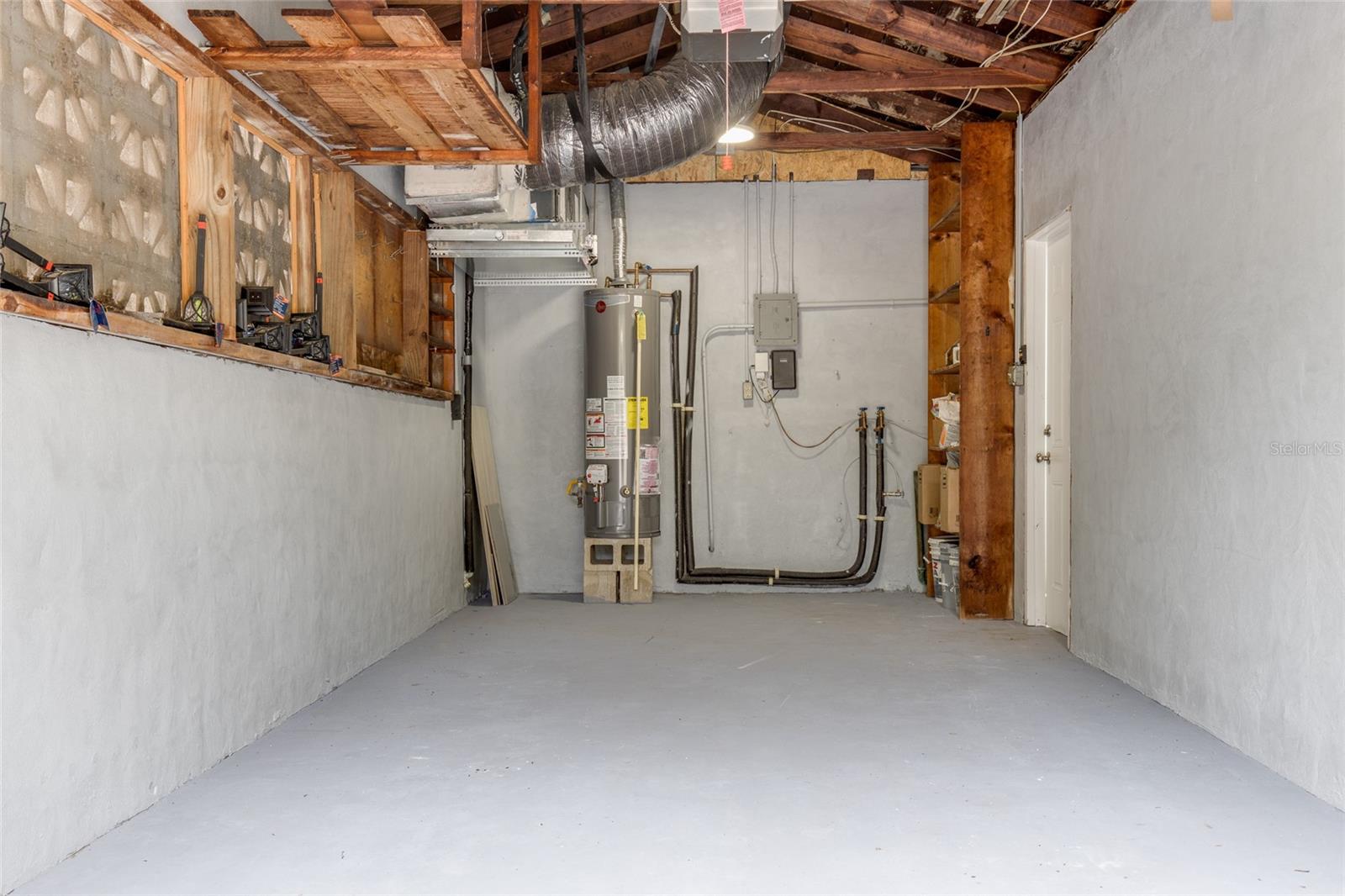 SHORE CREST - Residential