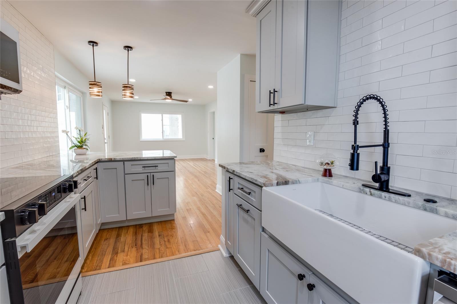 SHORE CREST - Residential