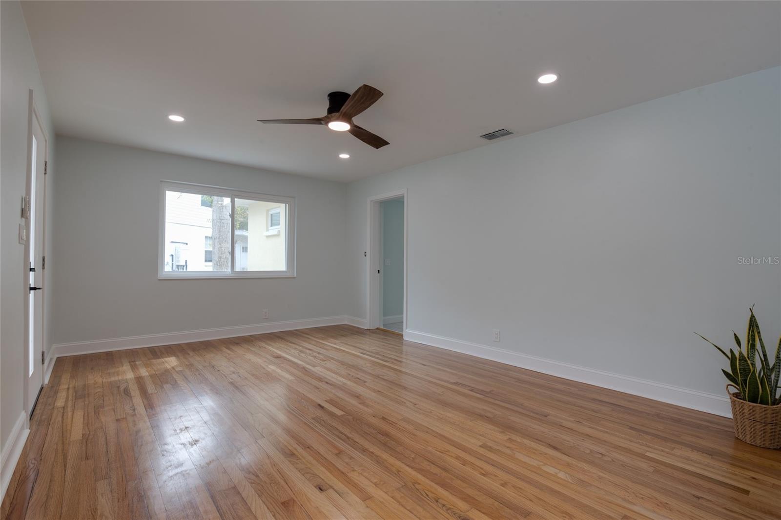 SHORE CREST - Residential