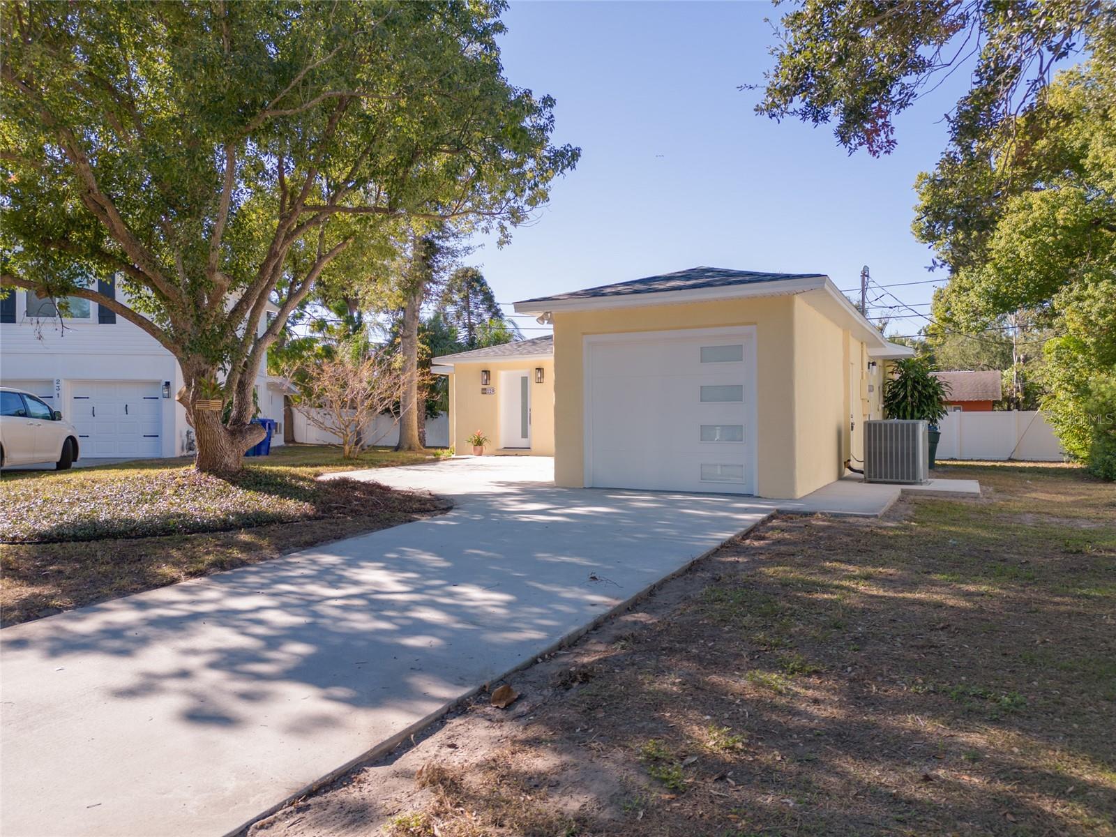 SHORE CREST - Residential