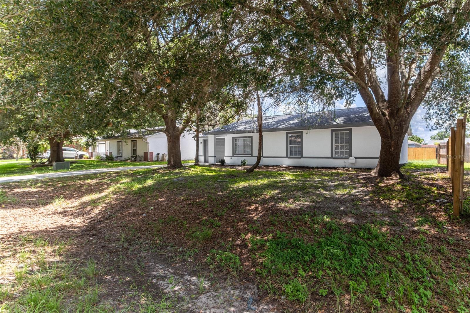 22716 PENNY LOOP