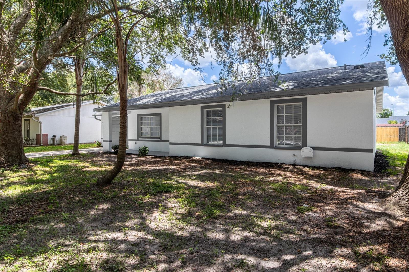 22716 PENNY LOOP