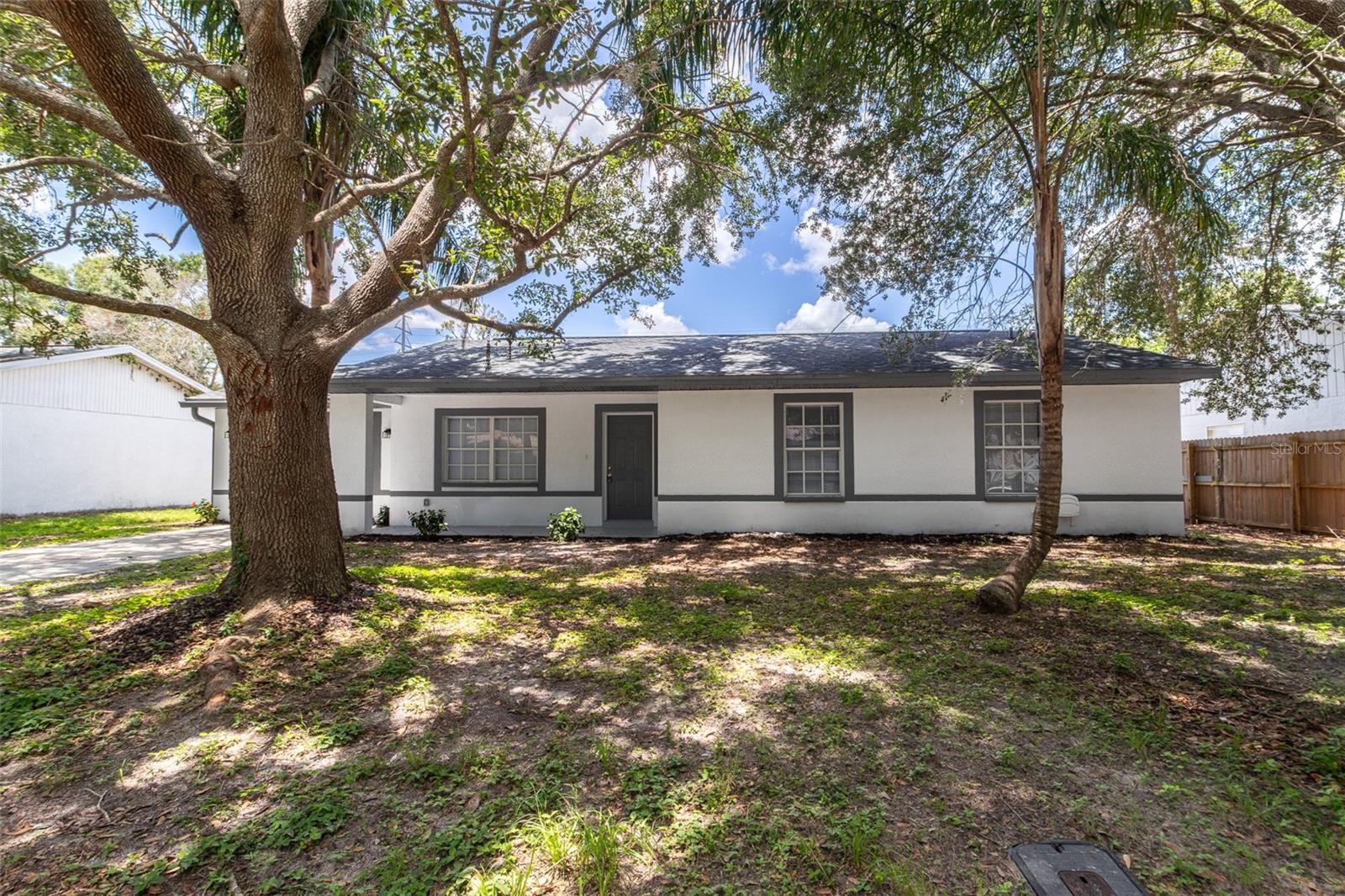 22716 PENNY LOOP