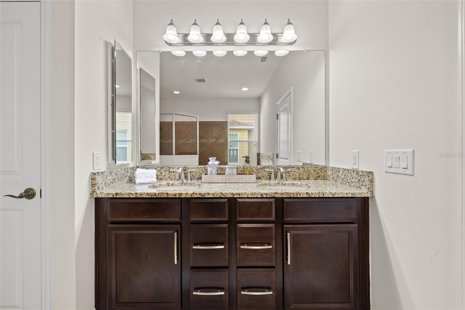 SEVEN OAKS PRCL C-1A & C-1B - Residential