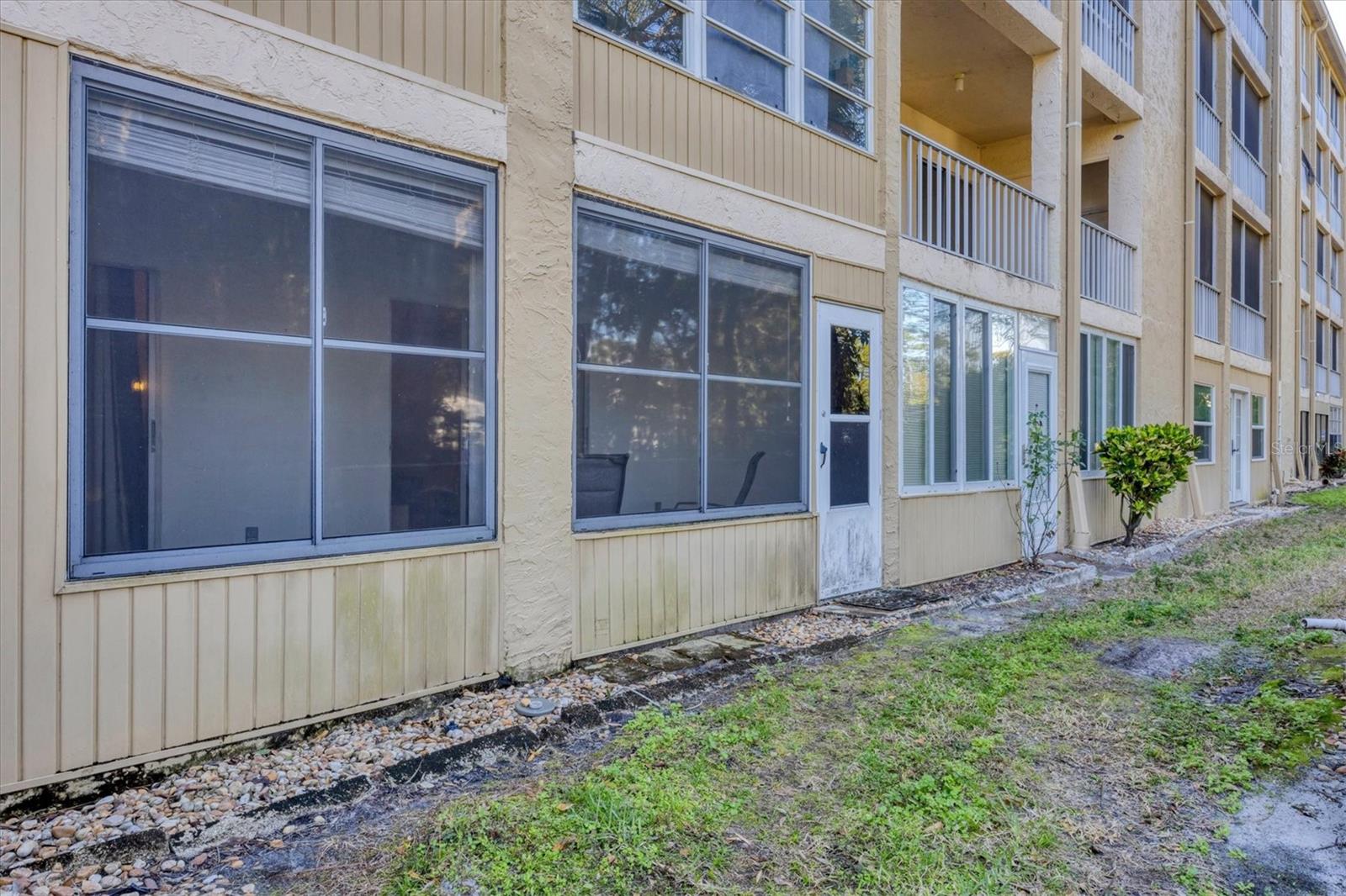 BAYSHORE ON THE LAKE APTS II SEC 3 - Residential