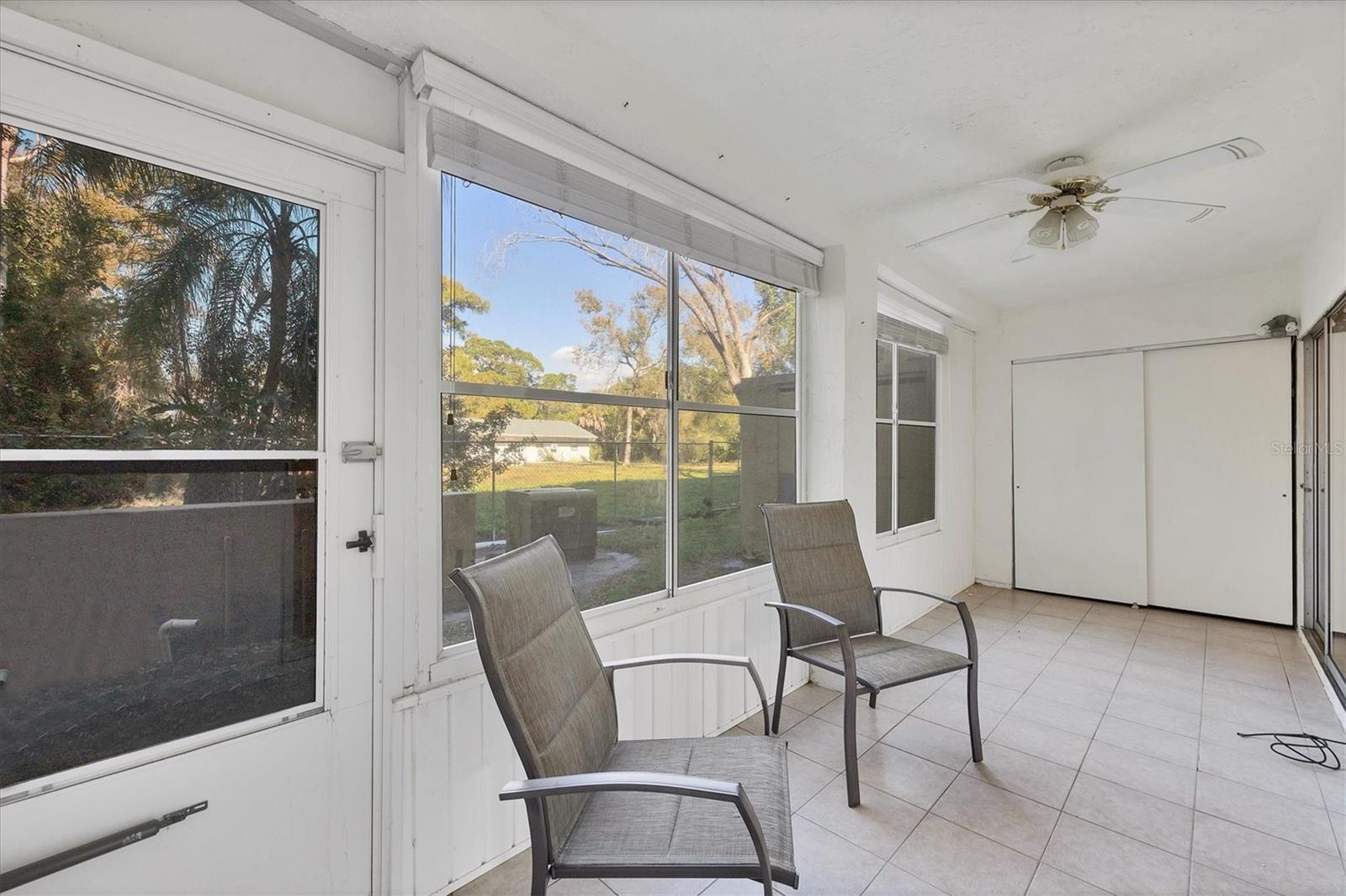 BAYSHORE ON THE LAKE APTS II SEC 3 - Residential