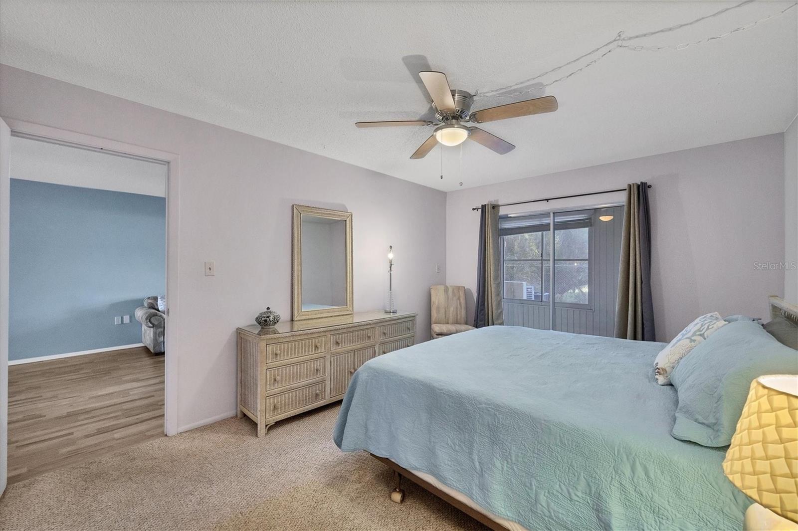 BAYSHORE ON THE LAKE APTS II SEC 3 - Residential