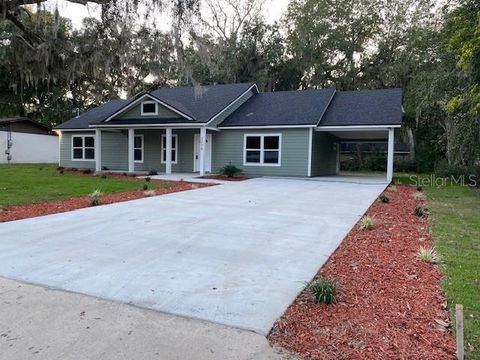 Photo of 2236 SE 44th Terrace, Gainesville, FL 32641 (MLS # GC534724)