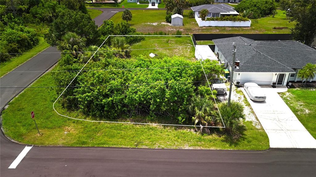 Photo of 10271 Waterford Avenue, Englewood, FL 34224 (MLS # C7512282)