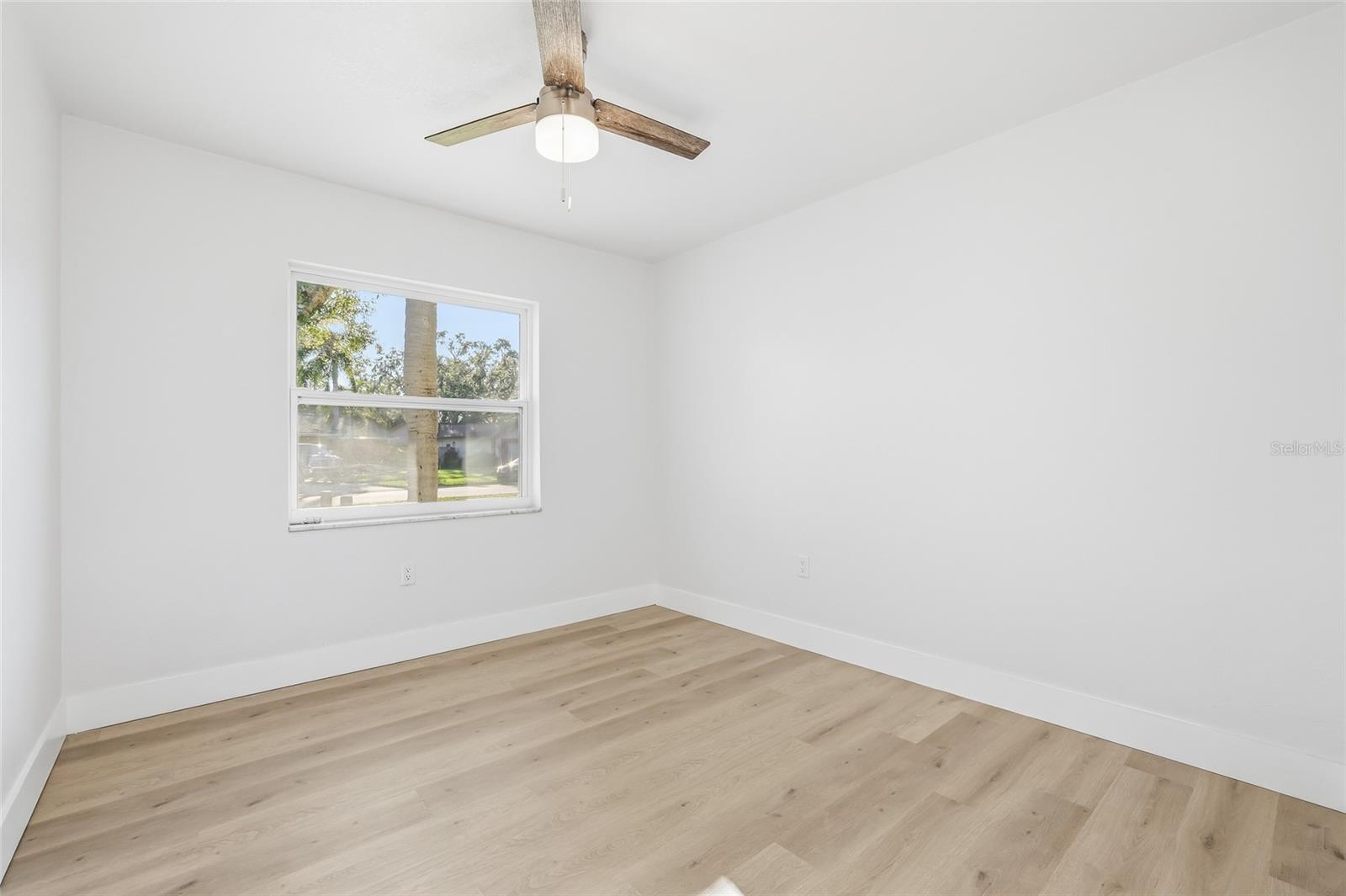 BONNIE GLYNN PH ONE-A - Residential