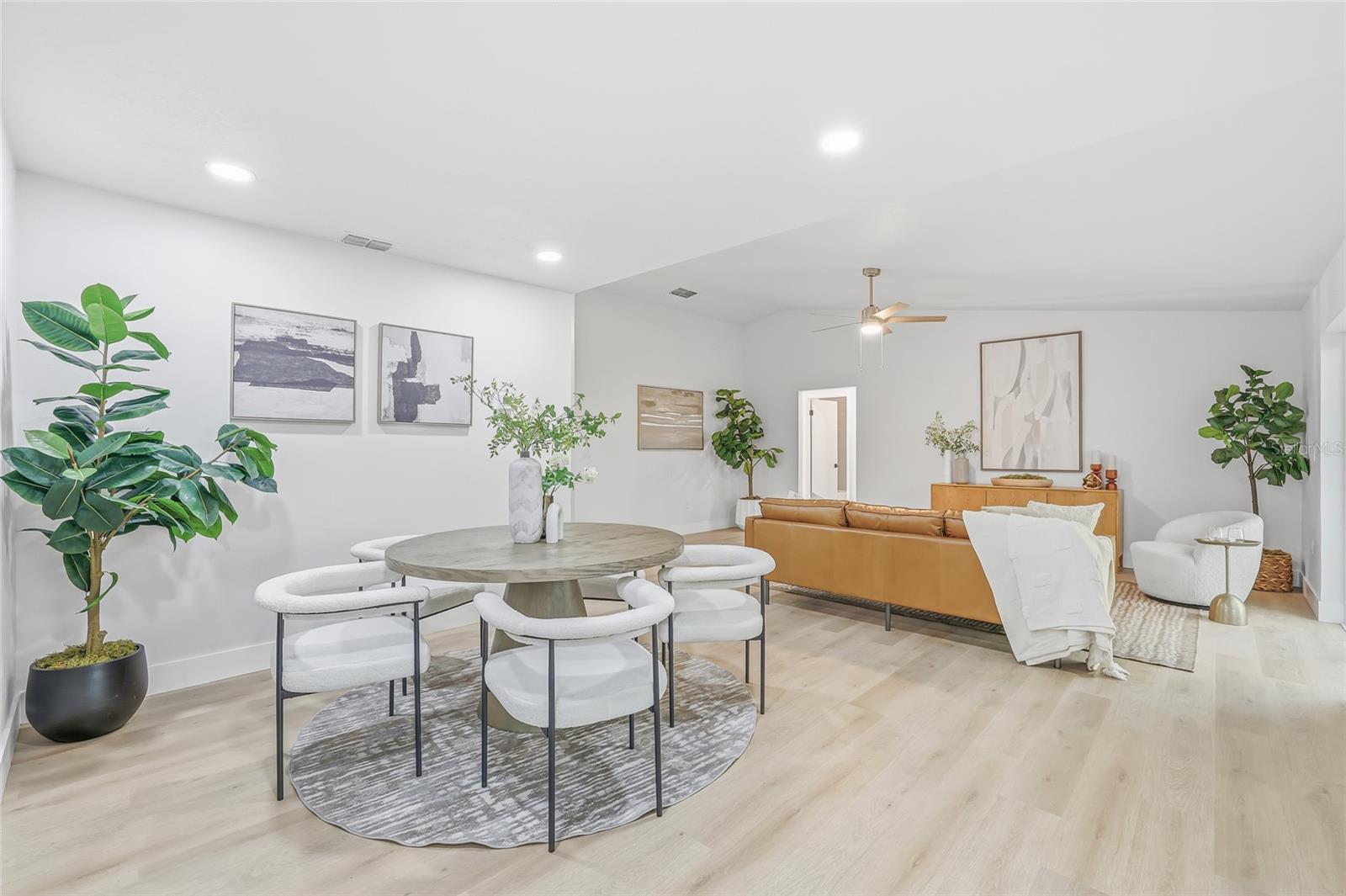 BONNIE GLYNN PH ONE-A - Residential