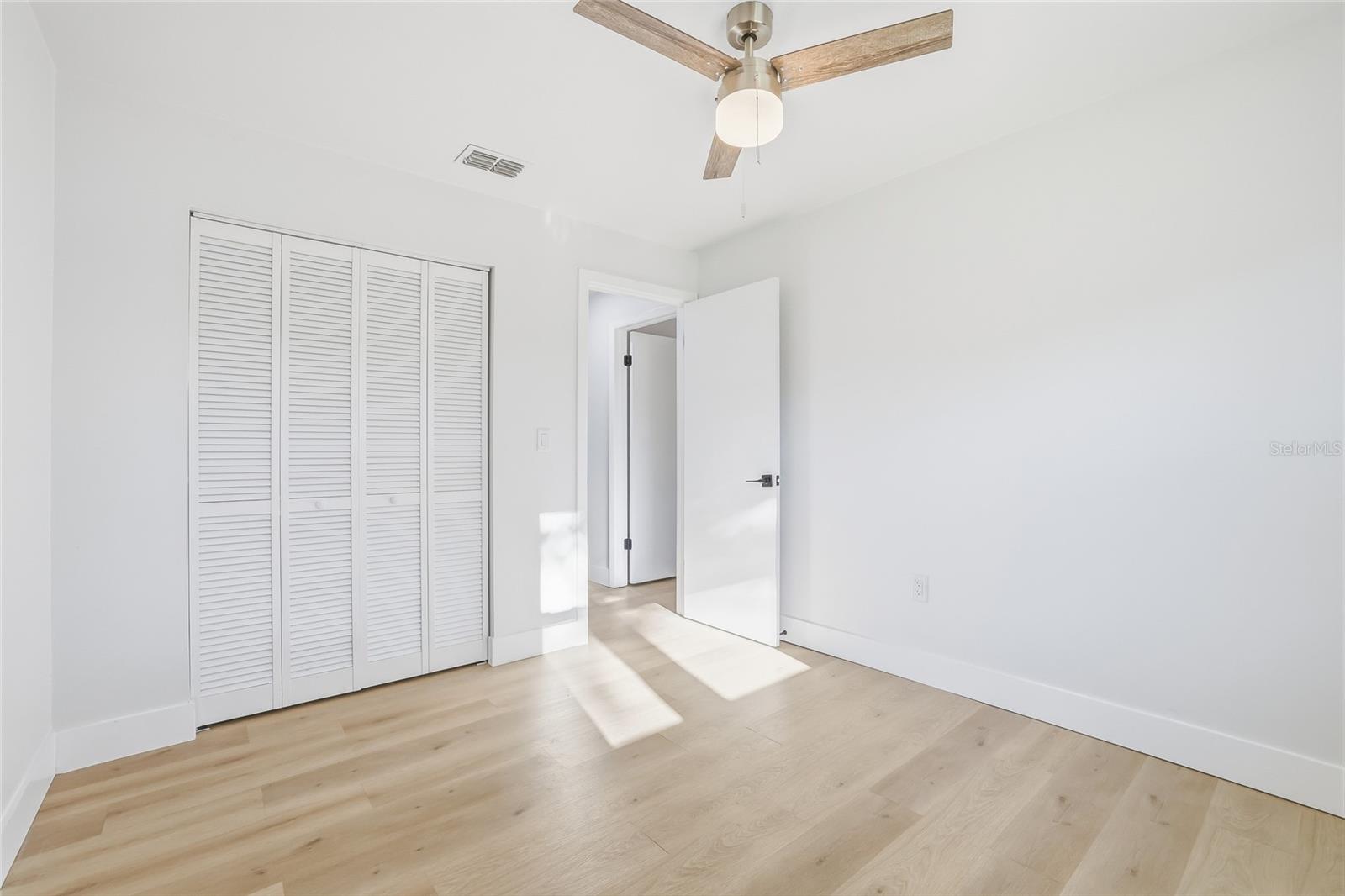 BONNIE GLYNN PH ONE-A - Residential