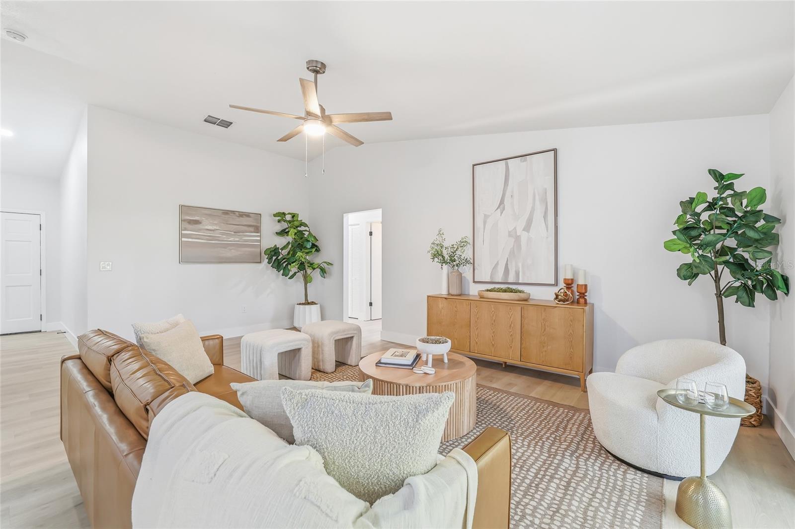 BONNIE GLYNN PH ONE-A - Residential