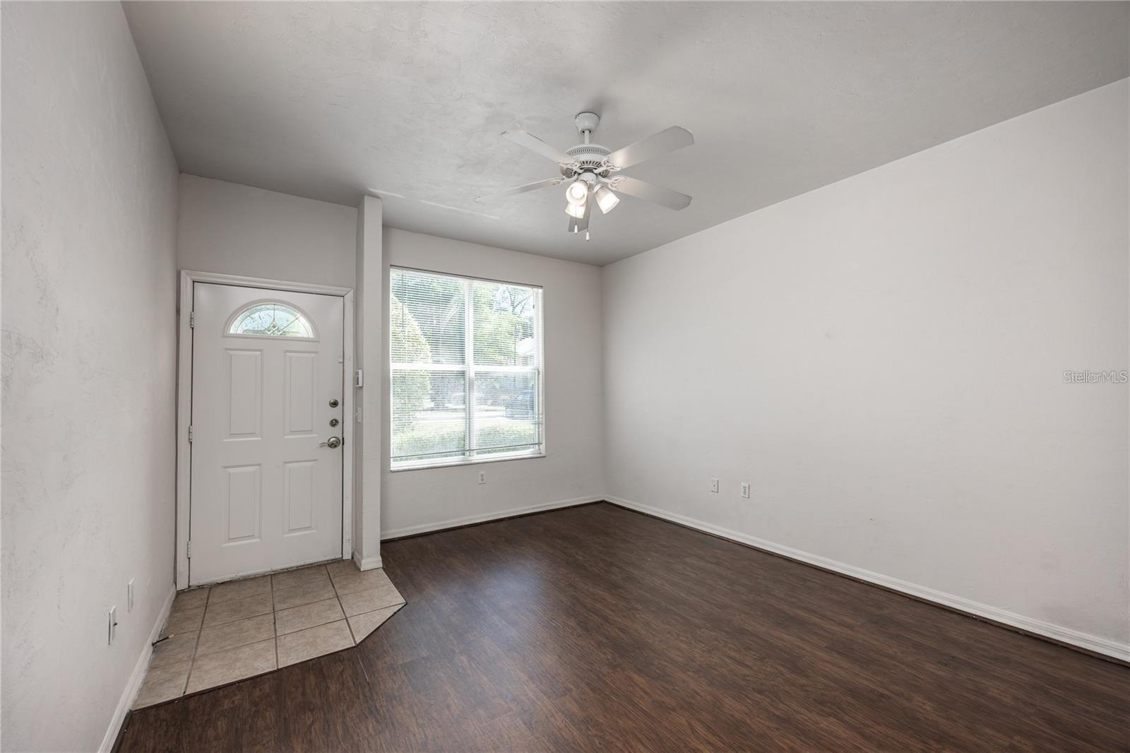 VICTORIA STATION - Residential