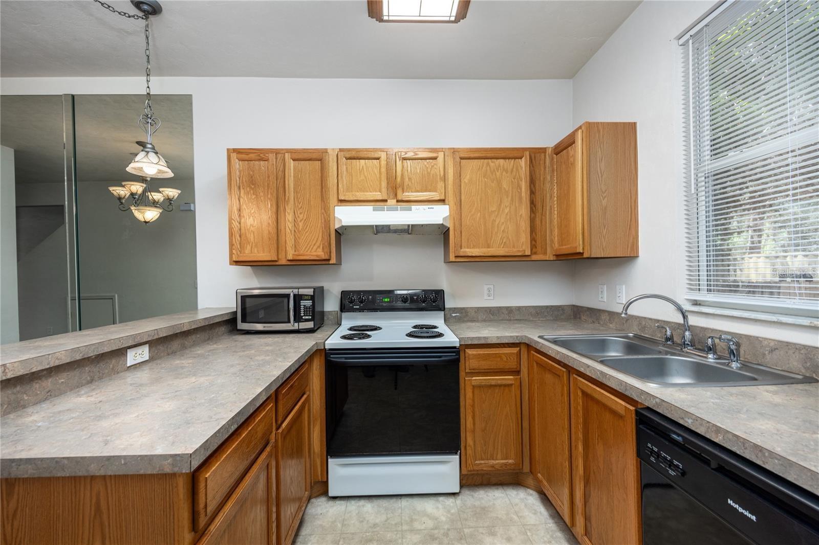 VICTORIA STATION - Residential