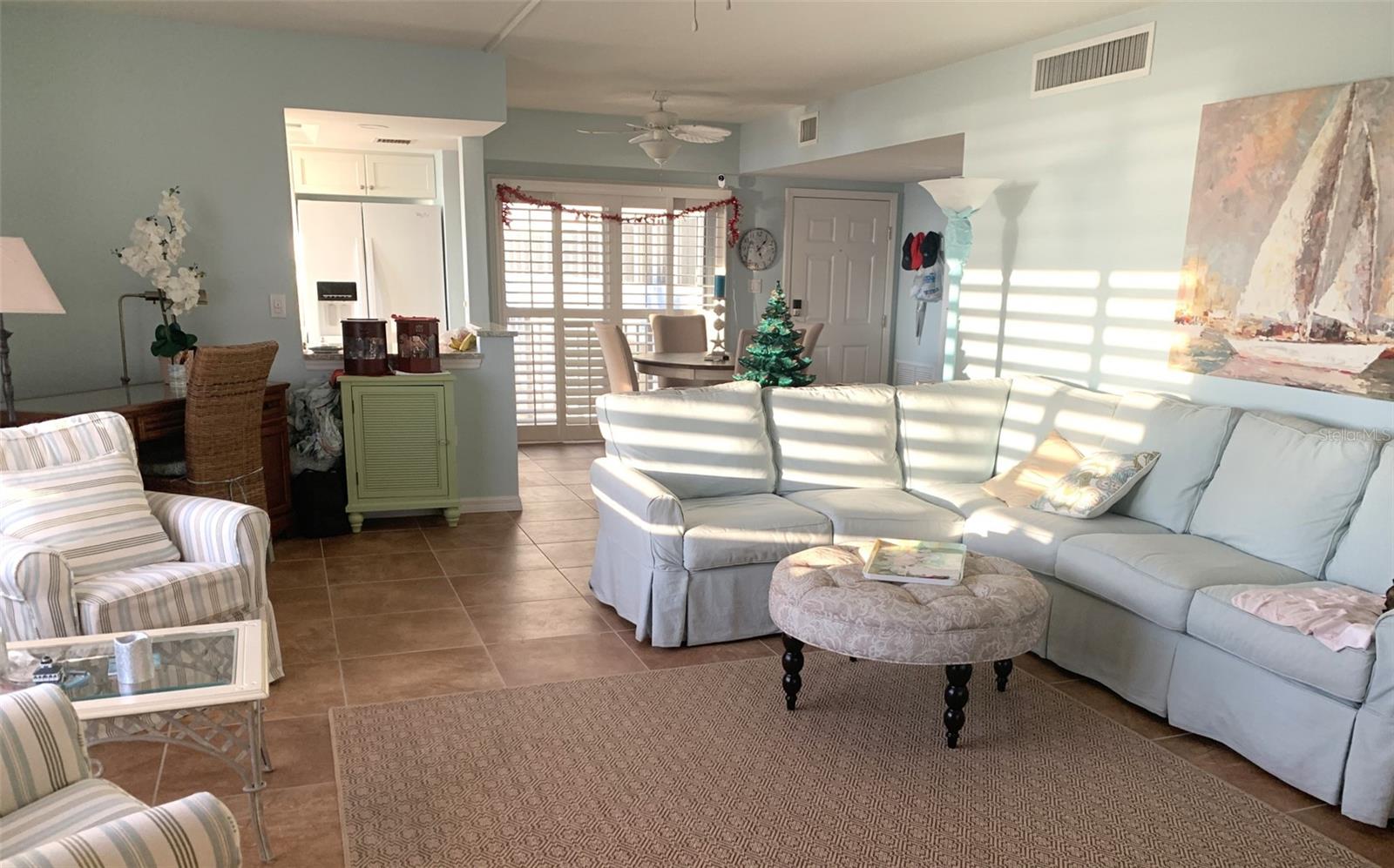 TOWERS - Residential Lease
