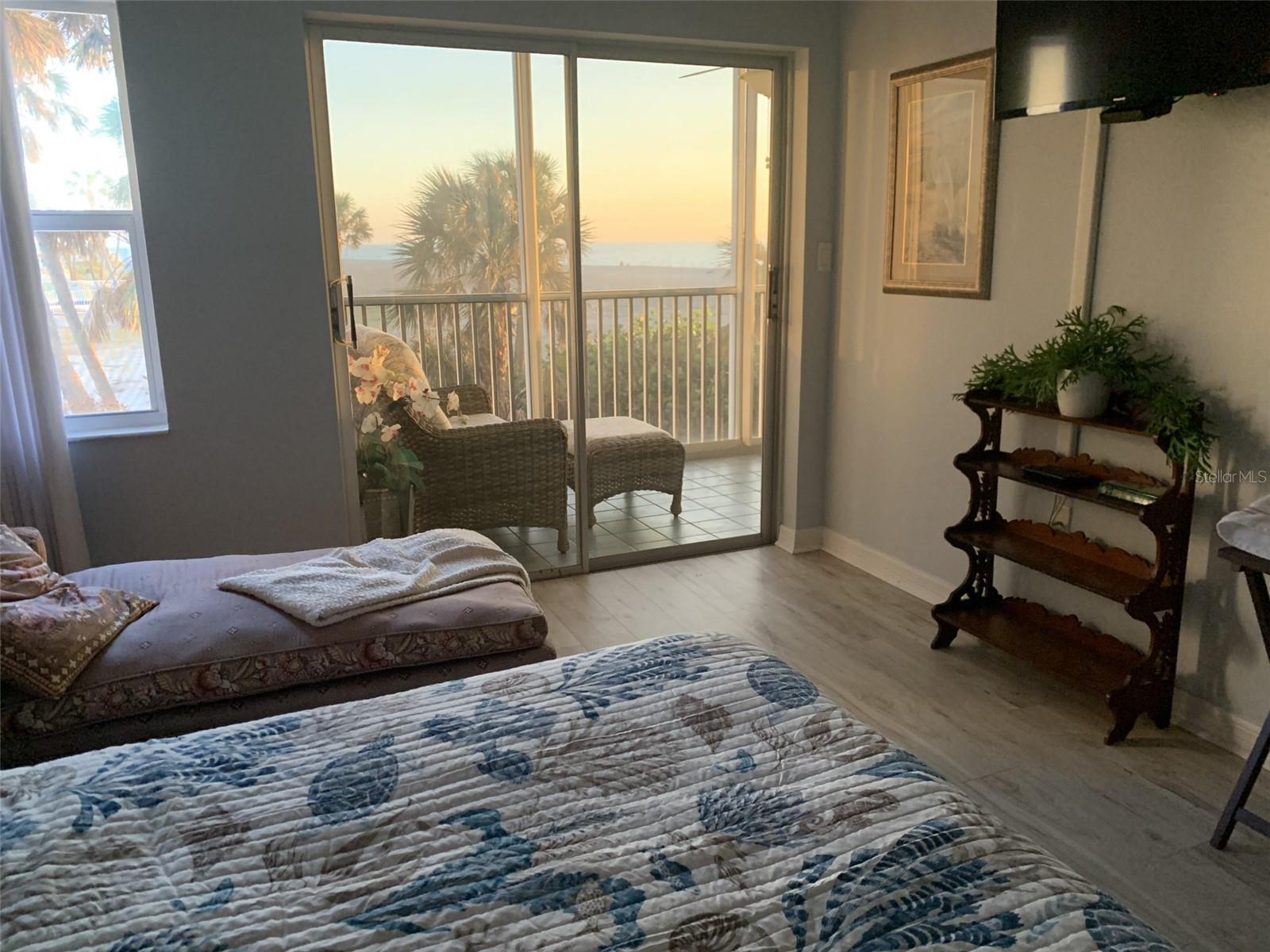 TOWERS - Residential Lease