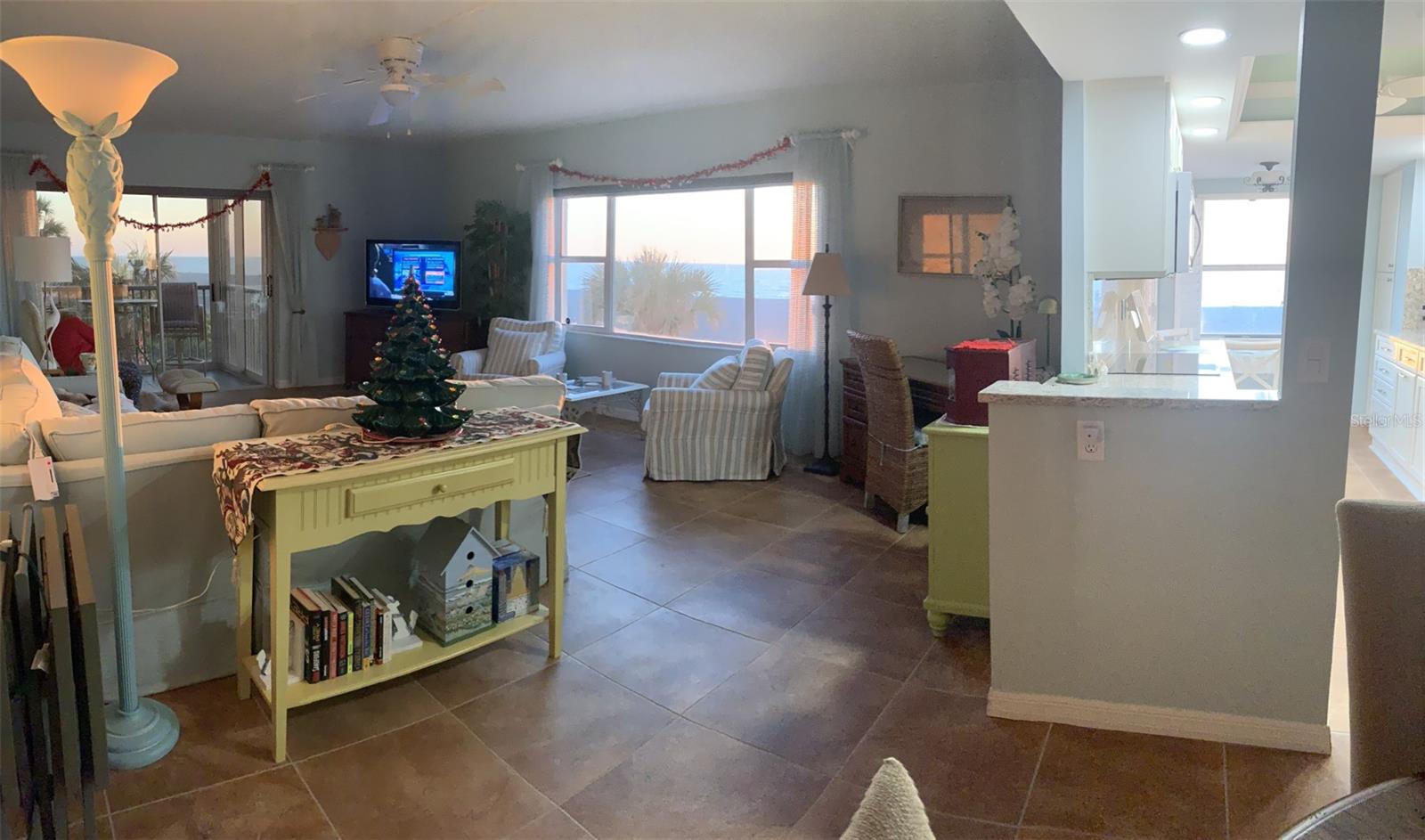 TOWERS - Residential Lease
