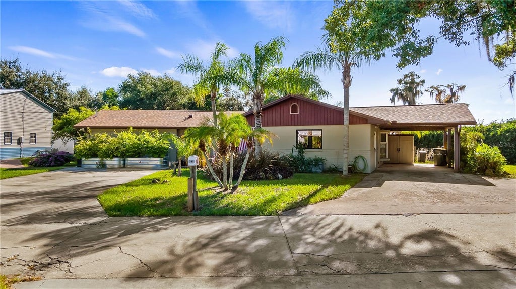 Photo of 1730 Nita Place, Clermont, FL 34711 (MLS # G5119460)