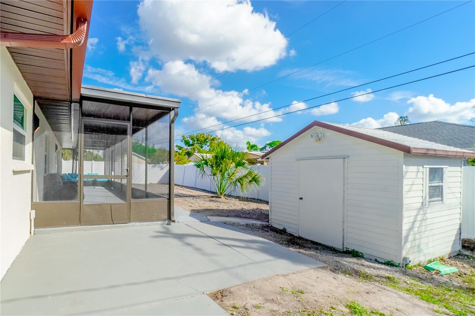 SOUTH VENICE - Residential