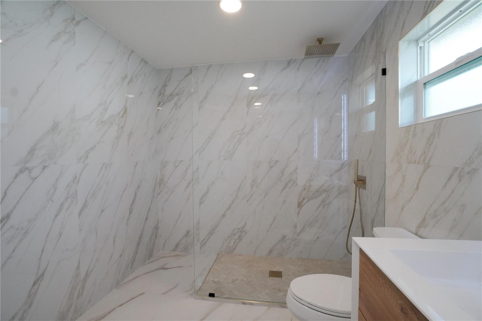 SOUTH VENICE - Residential