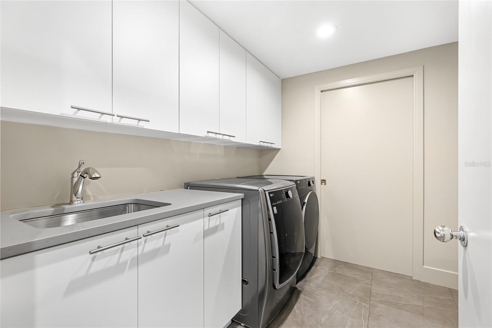 PIERRE - Residential